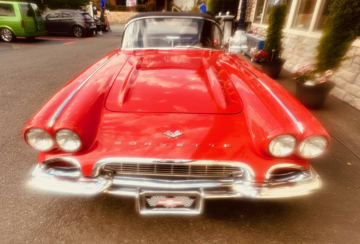 Chevrolet-corvette-1961-94