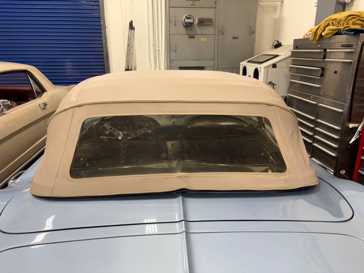 Chevrolet-corvette-1962-blue-3