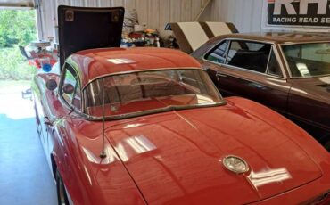 Chevrolet-corvette-1962-red-4