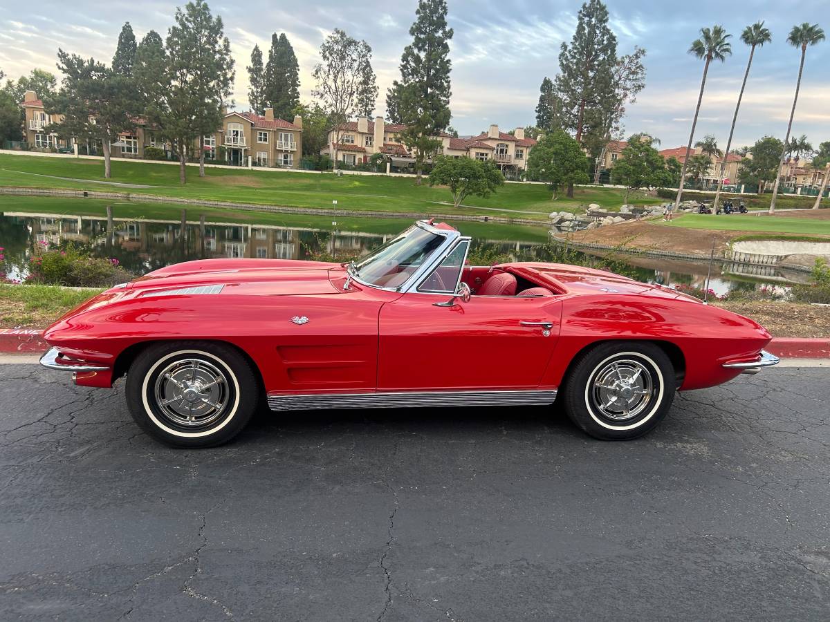 Chevrolet-corvette-1963-red-3