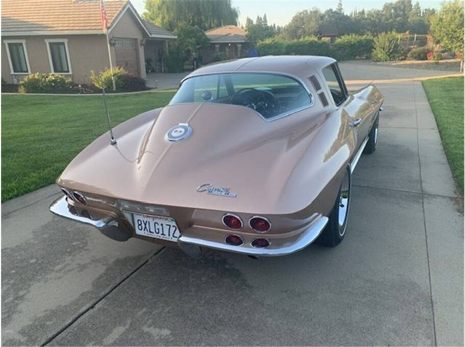 Chevrolet-corvette-1964-30