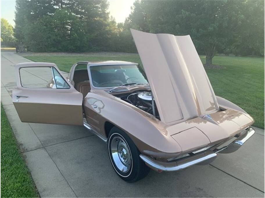 Chevrolet-corvette-1964-39