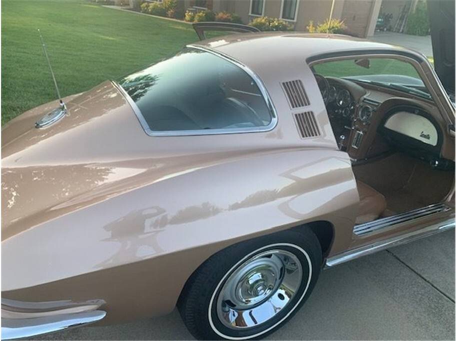 Chevrolet-corvette-1964-41