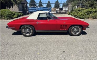 Chevrolet-corvette-1965-29