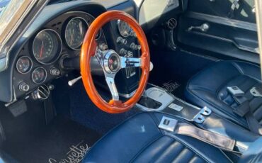 Chevrolet-corvette-1965-41