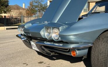 Chevrolet-corvette-1965-45