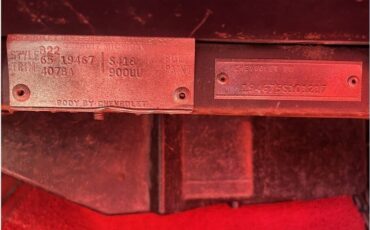 Chevrolet-corvette-1965-85