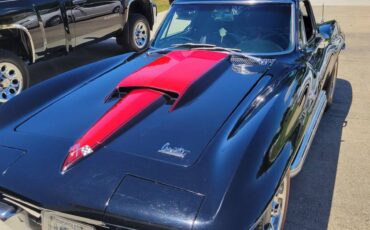 Chevrolet-corvette-1966-black-2