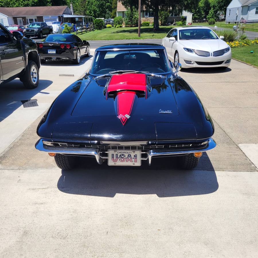 Chevrolet-corvette-1966-black