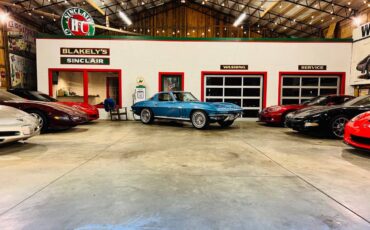 Chevrolet-corvette-1966-blue-91