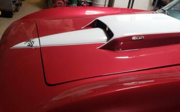Chevrolet-corvette-1966-red-1