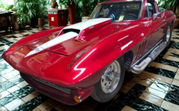 Chevrolet-corvette-1966-red-12