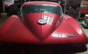 Chevrolet-corvette-1966-red-13