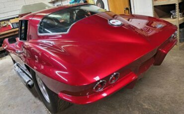 Chevrolet-corvette-1966-red-15