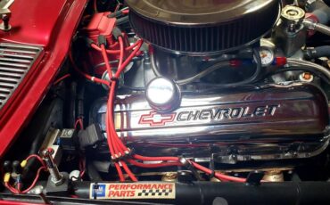 Chevrolet-corvette-1966-red-4