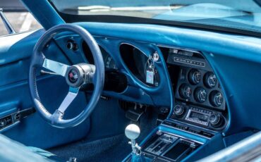 Chevrolet-corvette-1968-10