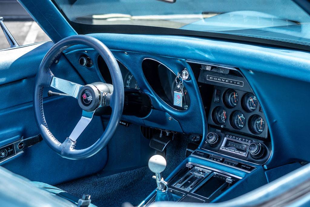 Chevrolet-corvette-1968-10