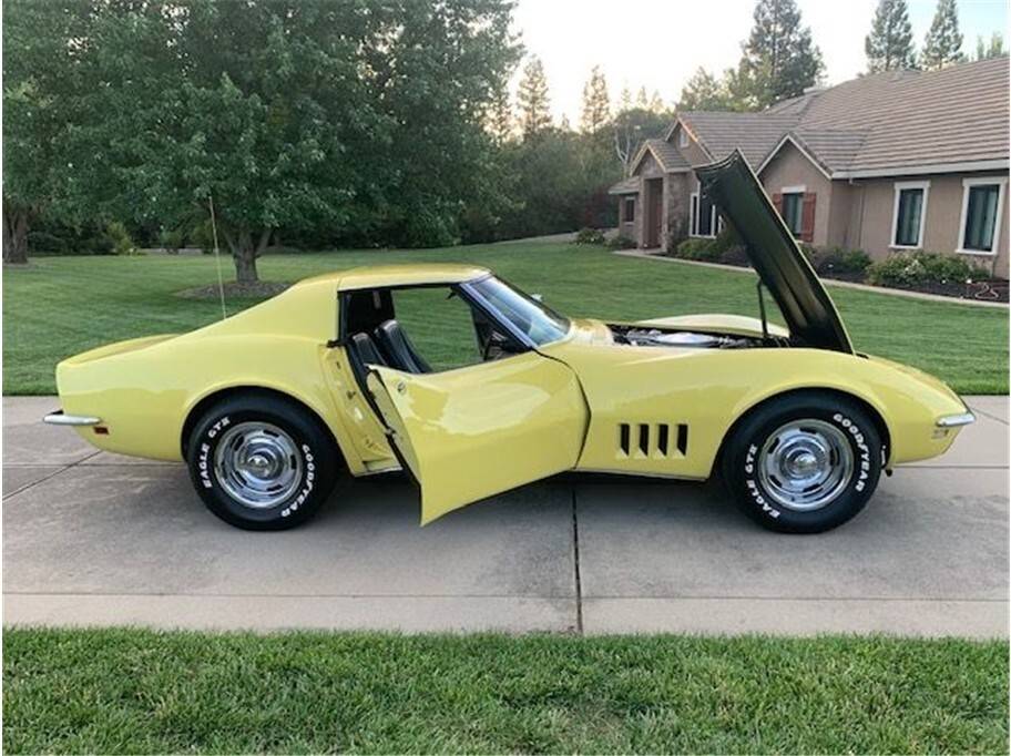 Chevrolet-corvette-1968-15