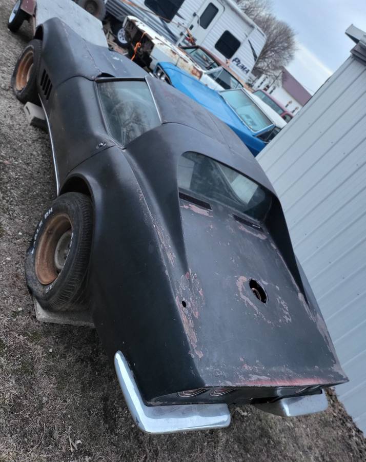 Chevrolet-corvette-1968-blue-4
