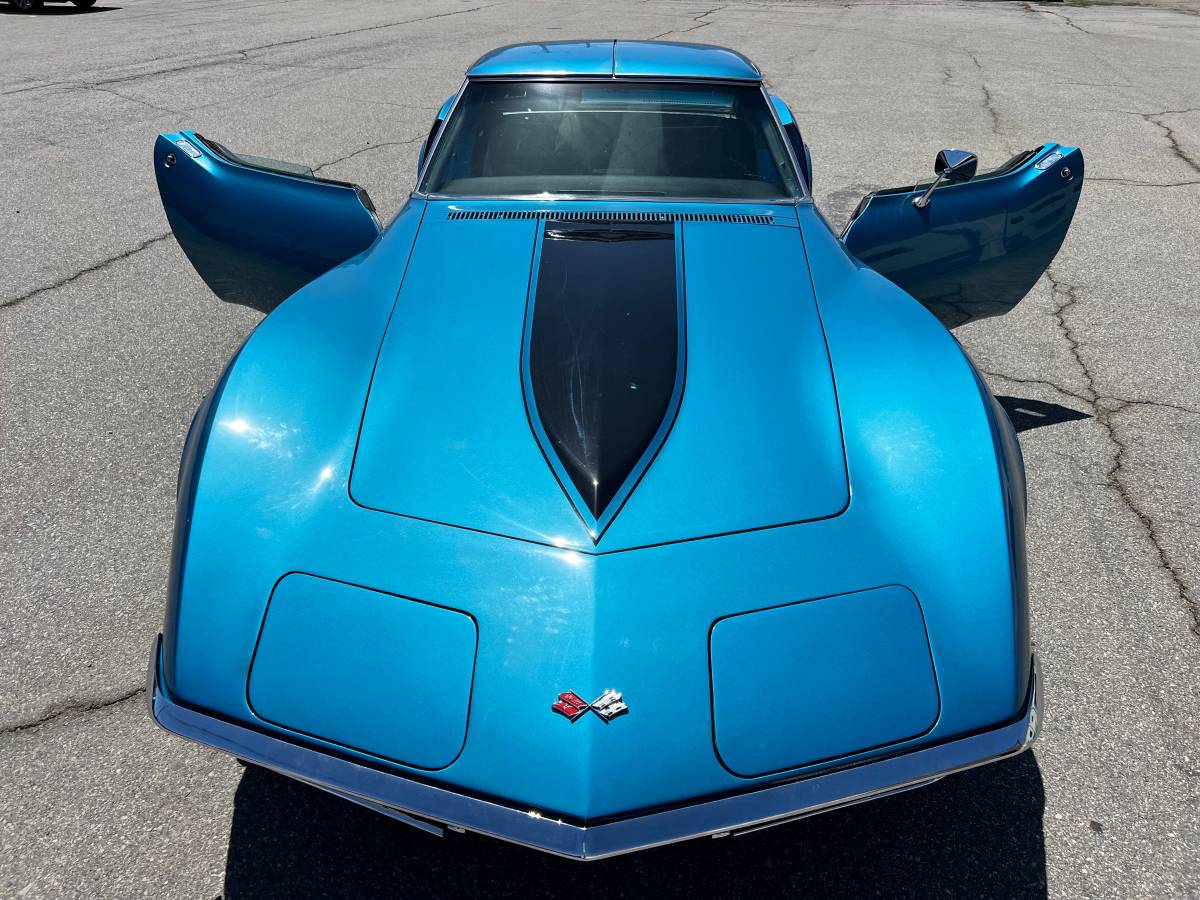 Chevrolet-corvette-1968-blue-7
