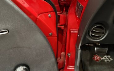 Chevrolet-corvette-1968-red-10