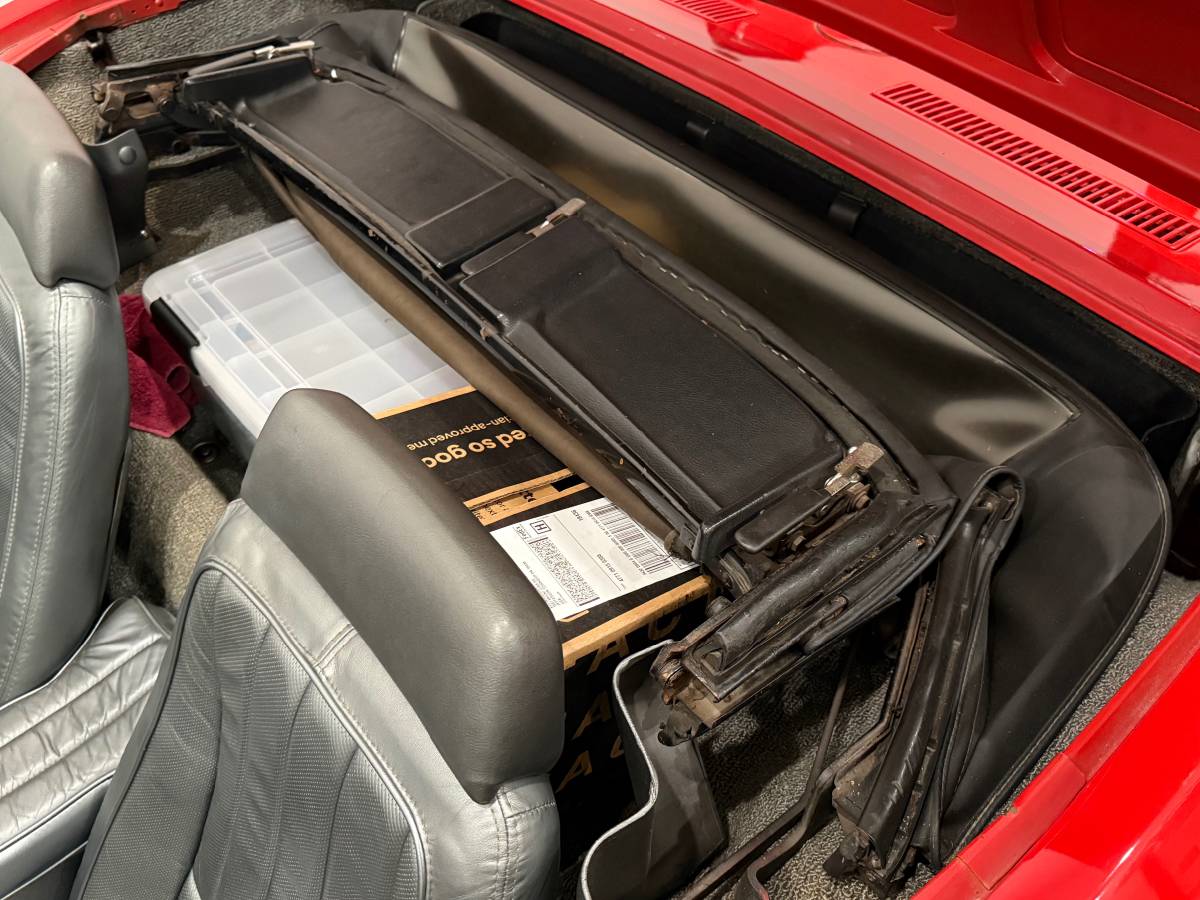 Chevrolet-corvette-1968-red-14