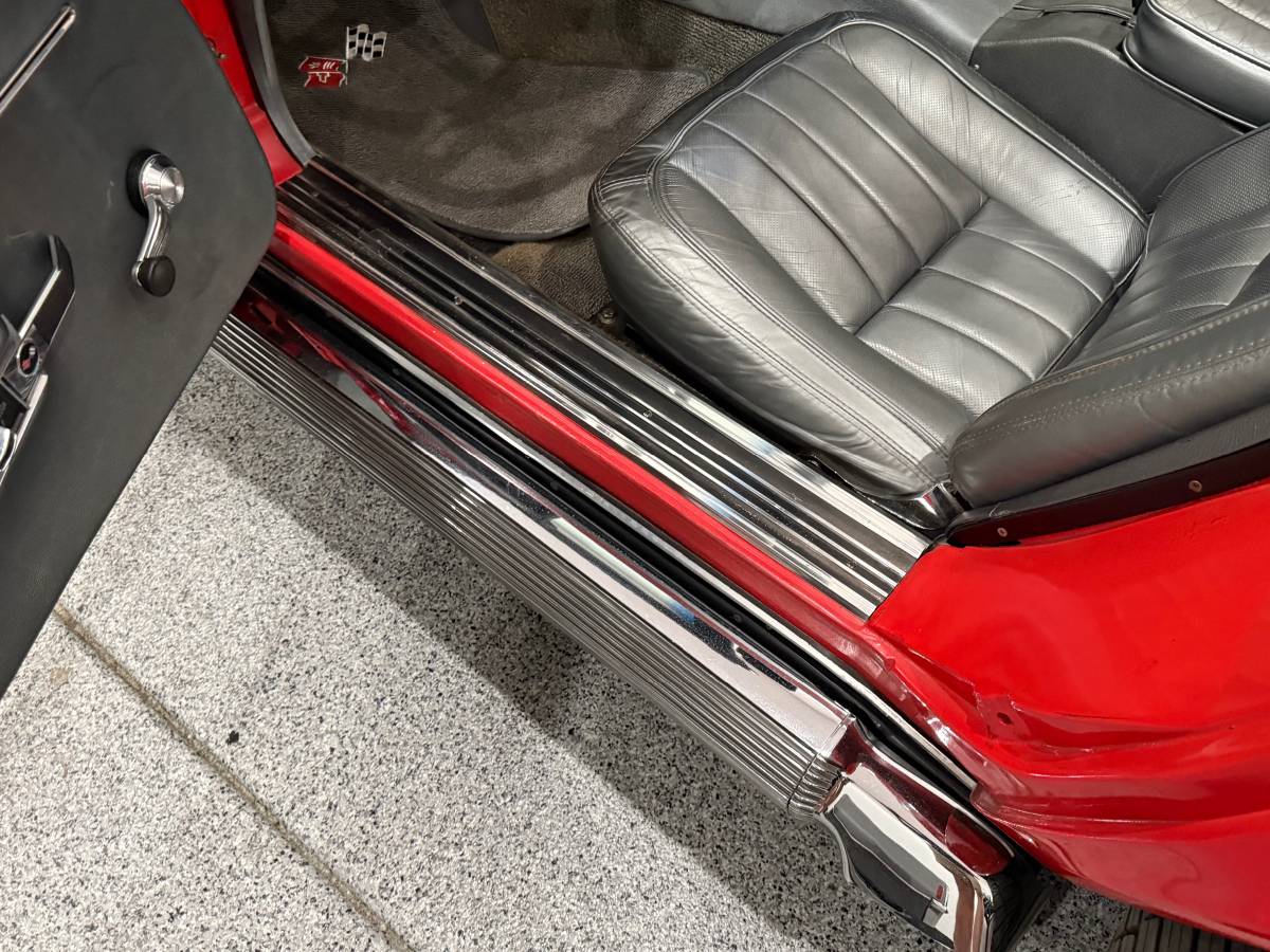 Chevrolet-corvette-1968-red-3