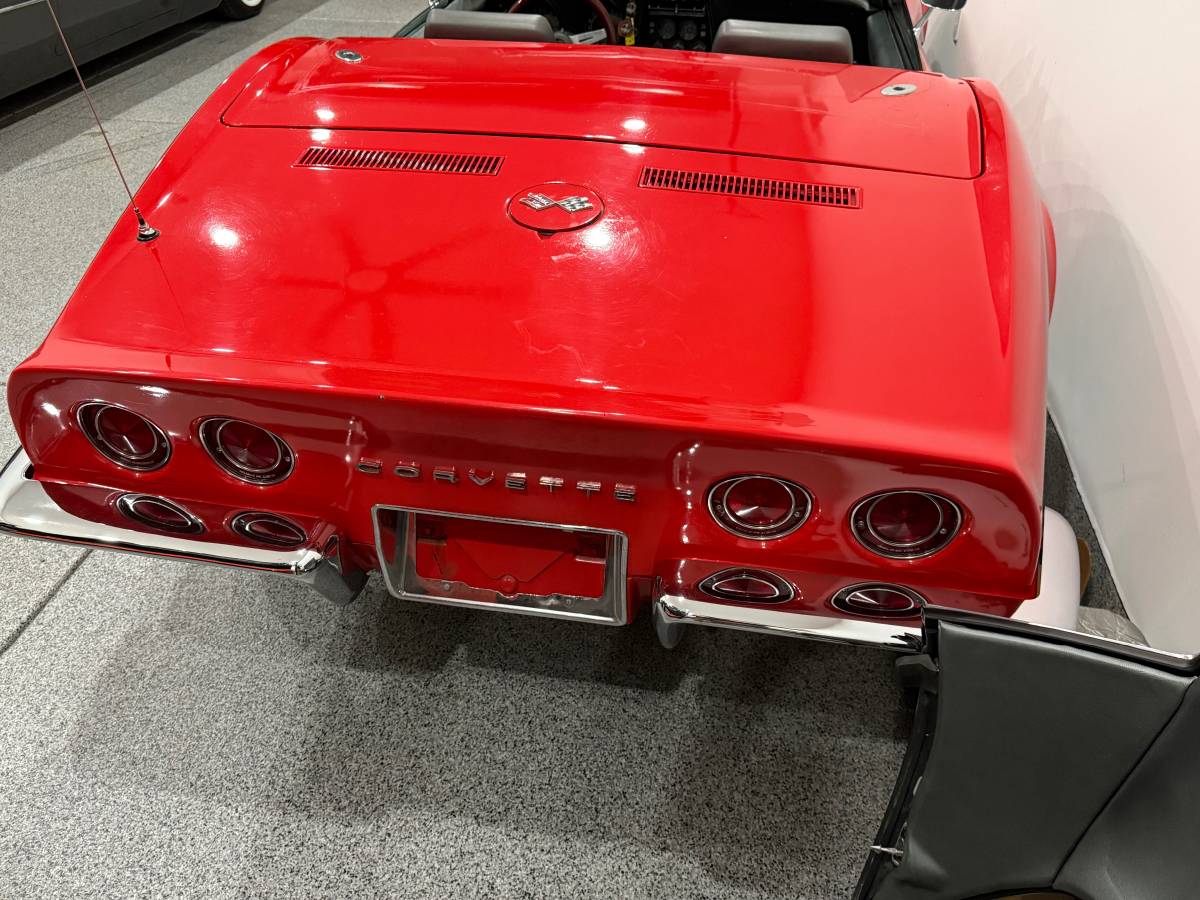 Chevrolet-corvette-1968-red-5
