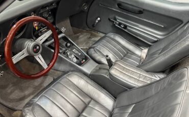 Chevrolet-corvette-1968-red-6