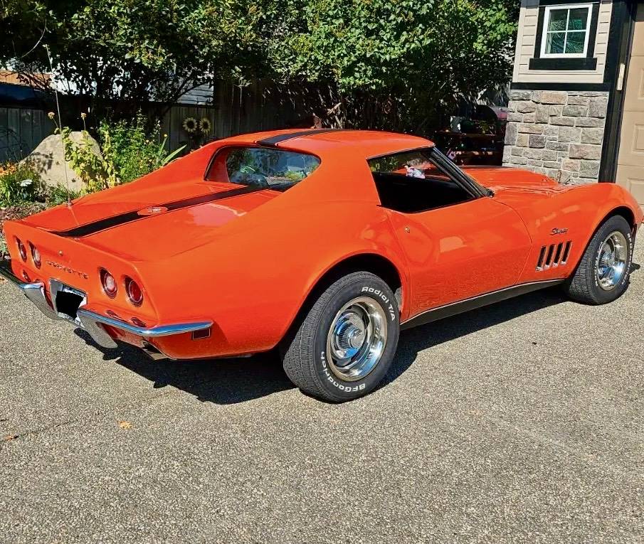 Chevrolet-corvette-1969-orange-2
