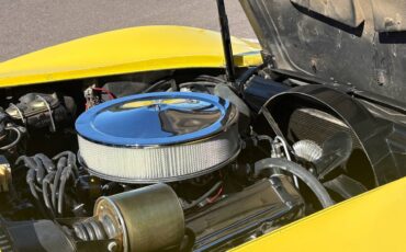 Chevrolet-corvette-1969-yellow-12
