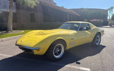 Chevrolet-corvette-1969-yellow-3