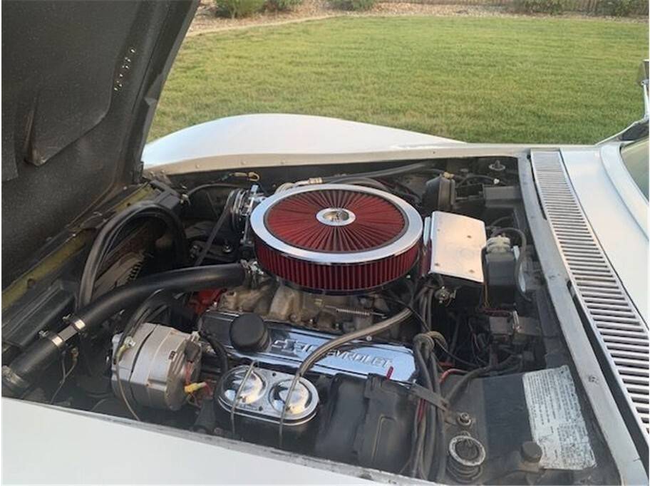 Chevrolet-corvette-1971-10