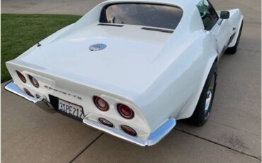 Chevrolet-corvette-1971-2