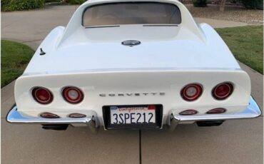 Chevrolet-corvette-1971-3