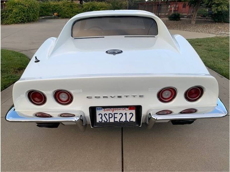 Chevrolet-corvette-1971-3