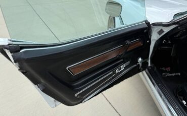 Chevrolet-corvette-1971-3