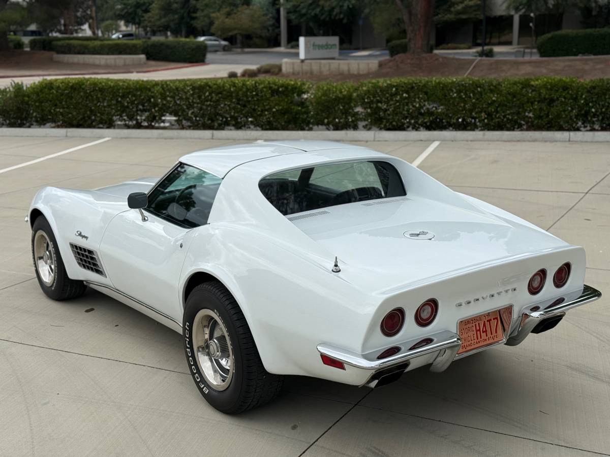 Chevrolet-corvette-1971-9
