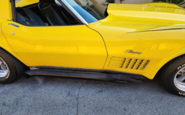 Chevrolet-corvette-1972-1