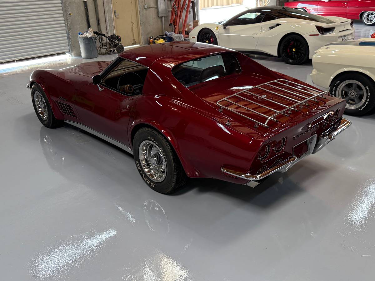 Chevrolet-corvette-1972-15