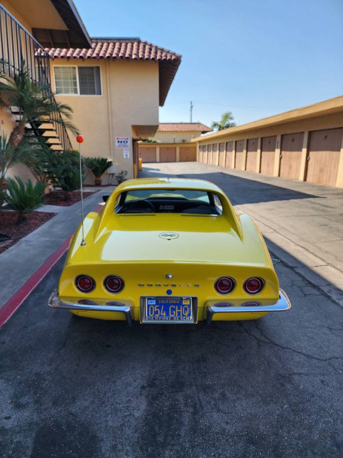 Chevrolet-corvette-1972-2