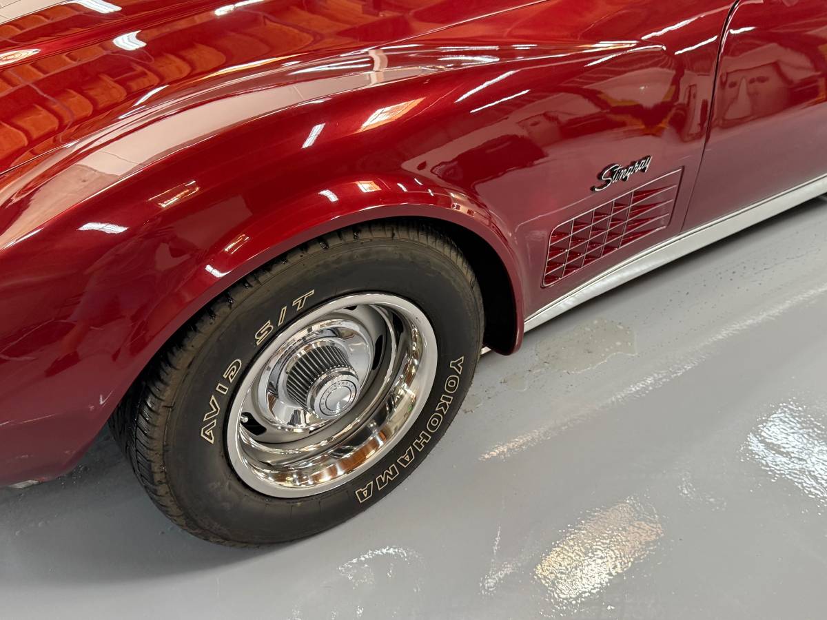 Chevrolet-corvette-1972-3