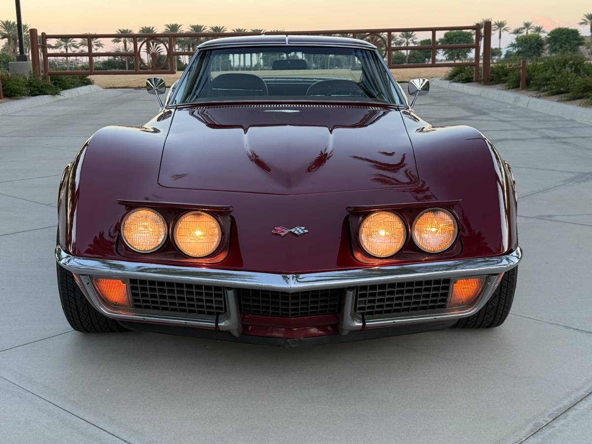 Chevrolet-corvette-1972-5