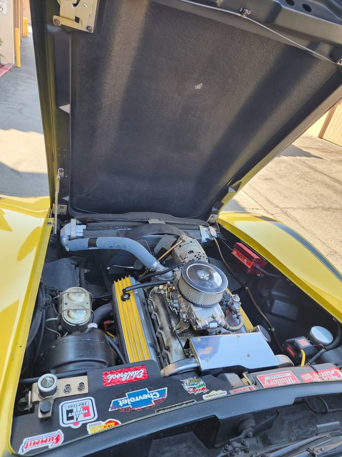 Chevrolet-corvette-1972-7