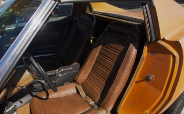 Chevrolet-corvette-1972-orange-1
