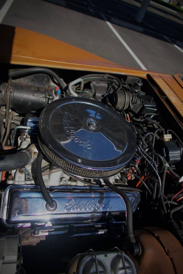 Chevrolet-corvette-1972-orange-11