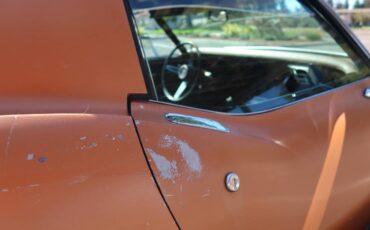 Chevrolet-corvette-1972-orange-17