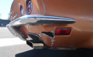 Chevrolet-corvette-1972-orange-20