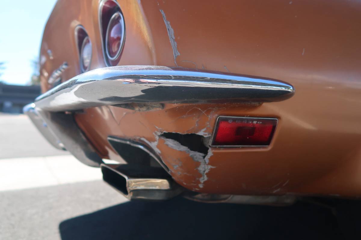 Chevrolet-corvette-1972-orange-20