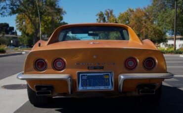 Chevrolet-corvette-1972-orange-8